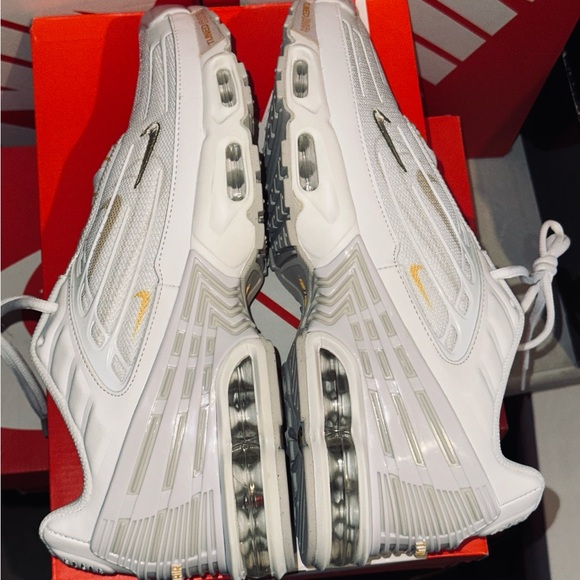 Nike Air Max Plus 3 Men’s Size 11 US *New with original box*  DX2653 100 - Picture 6 of 10